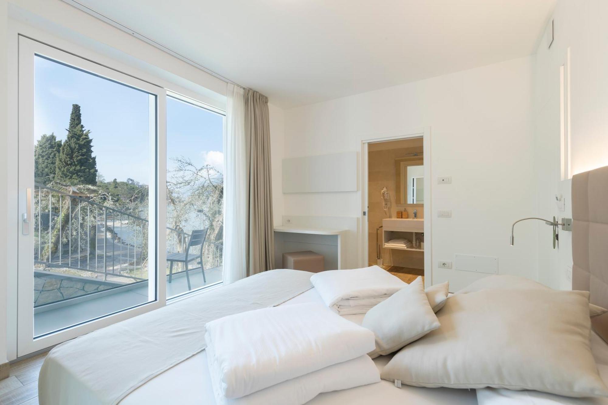 Gabbiano Hotel Malcesine Bagian luar foto