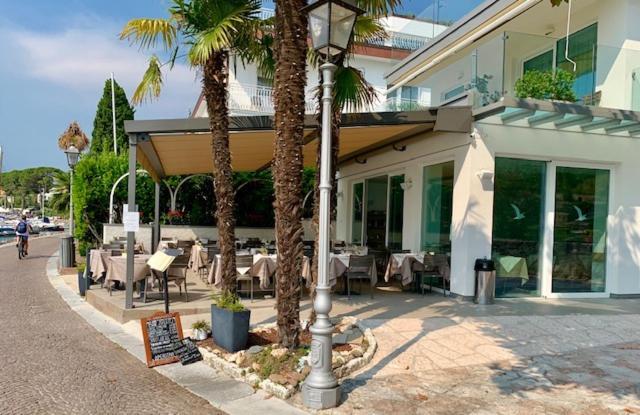 Gabbiano Hotel Malcesine Bagian luar foto